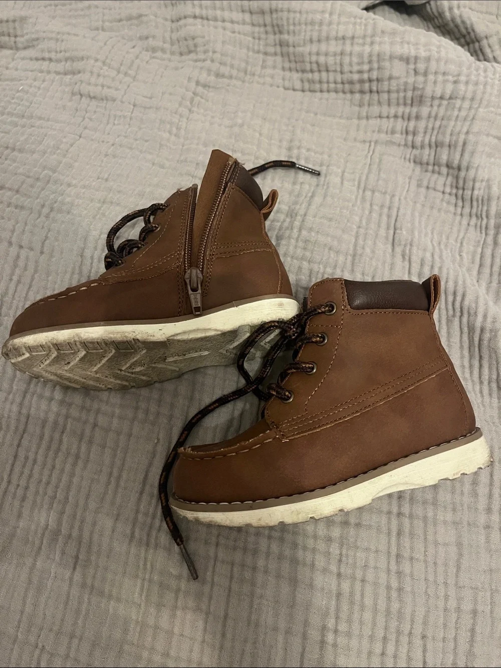 Old Navy Toddler Boy Faux Suede Side-Zip Lace up Boots size 9